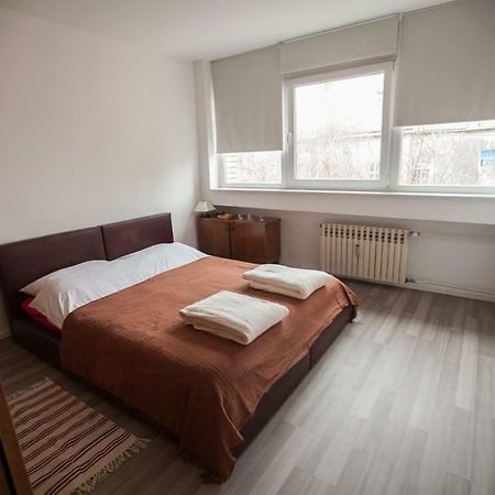 אוסילק Riverview Apartment מראה חיצוני תמונה