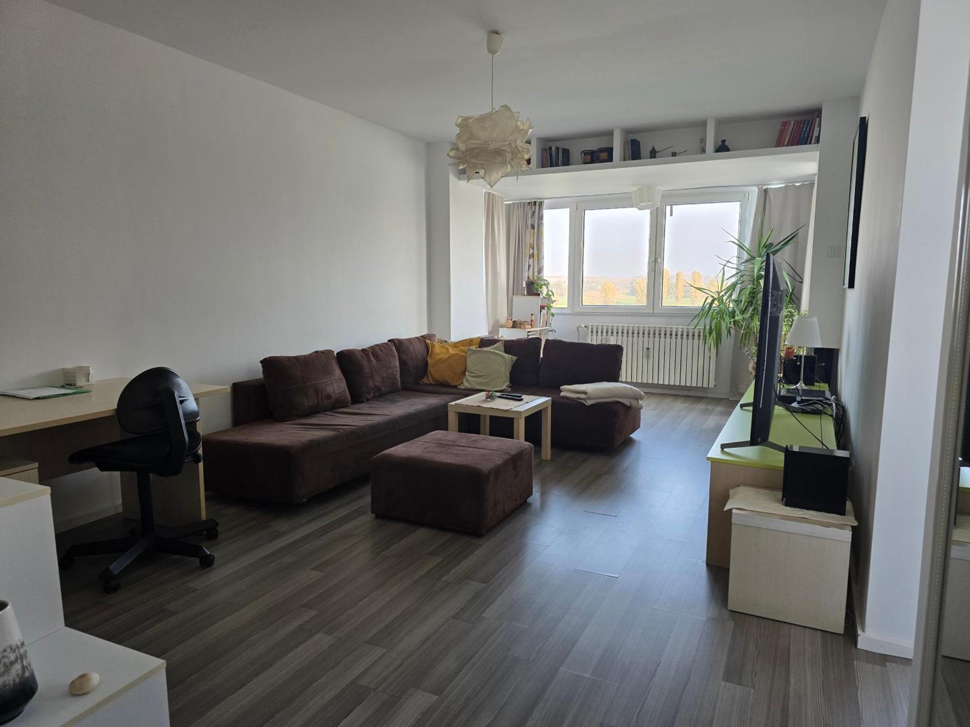 אוסילק Riverview Apartment מראה חיצוני תמונה
