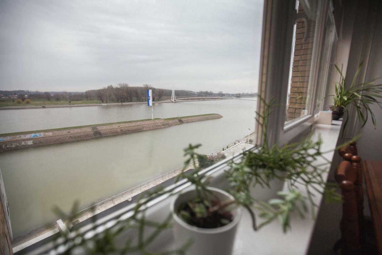 אוסילק Riverview Apartment מראה חיצוני תמונה