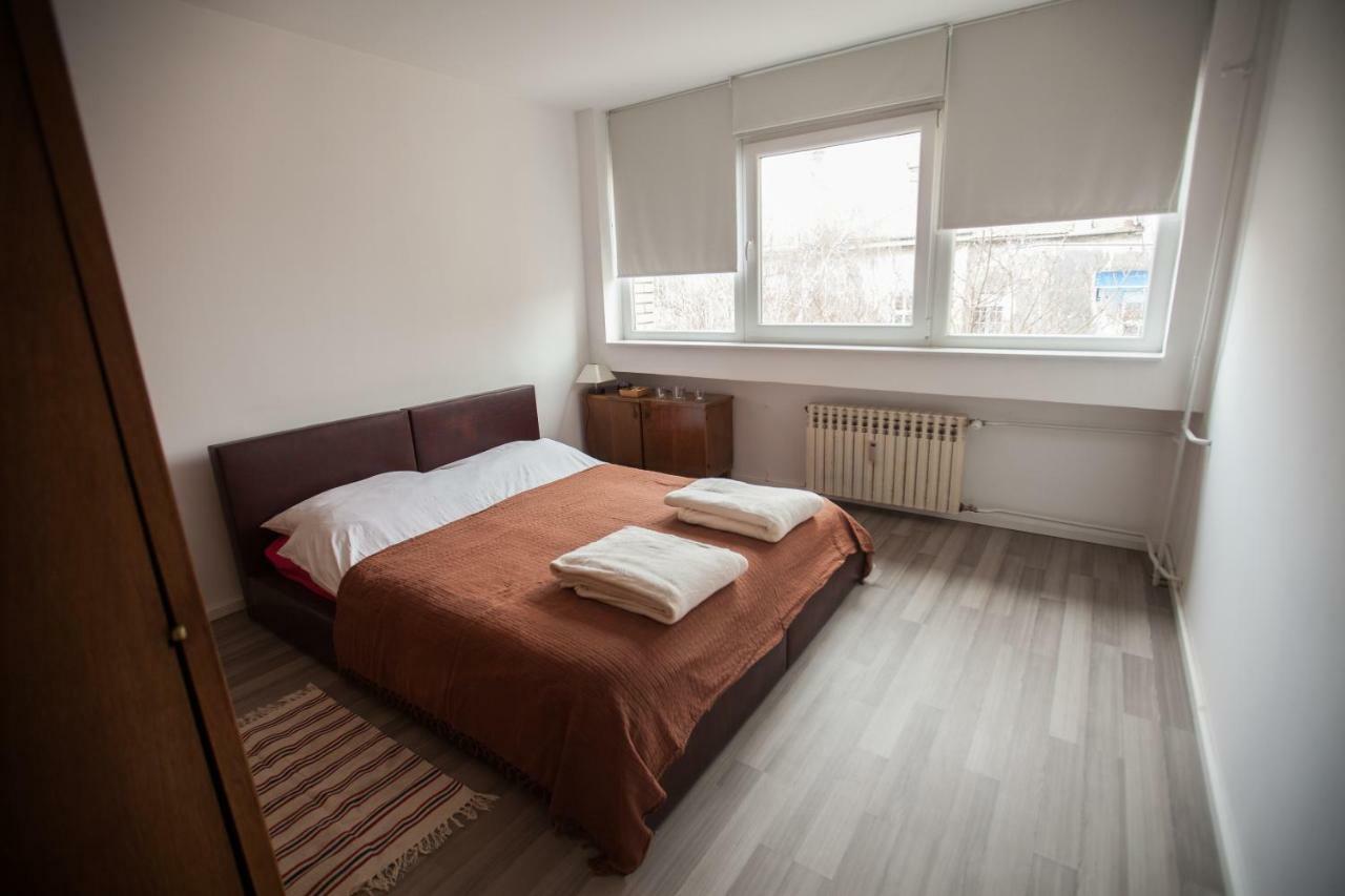 אוסילק Riverview Apartment מראה חיצוני תמונה